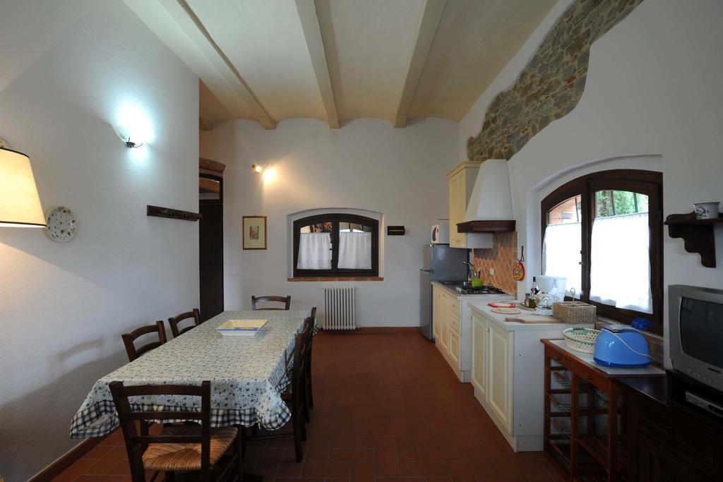 Borgo Rapale Villa ภายนอก รูปภาพ