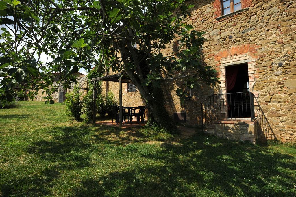 Borgo Rapale Villa ภายนอก รูปภาพ