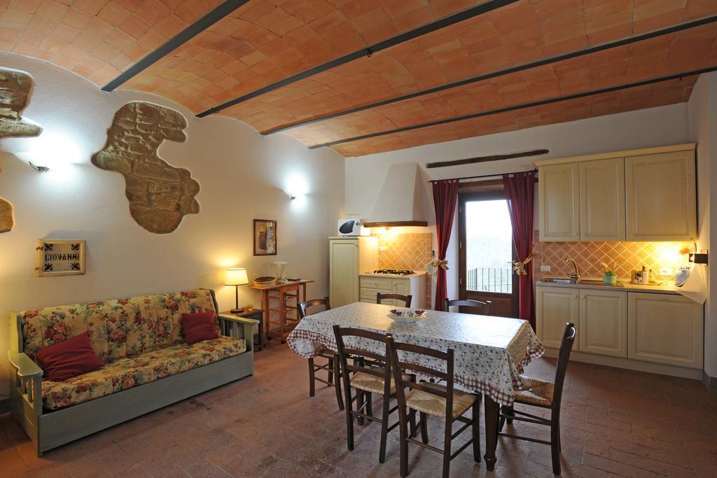 Borgo Rapale Villa ภายนอก รูปภาพ