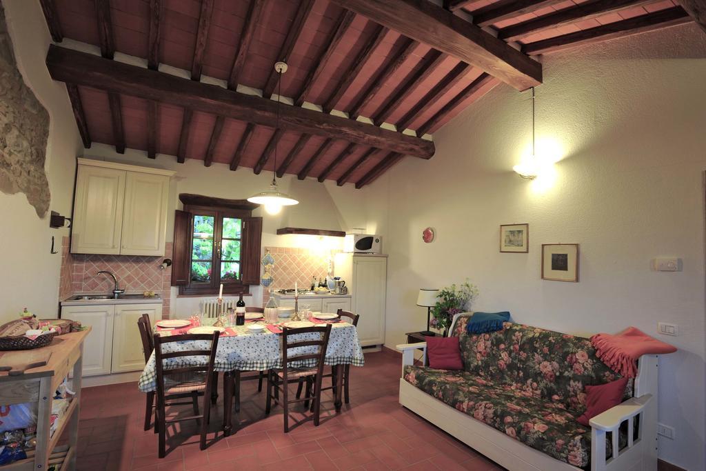 Borgo Rapale Villa ภายนอก รูปภาพ